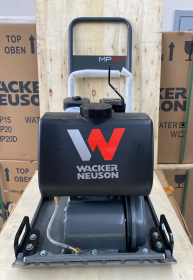 На складе появилась виброплиты WACKER MP-20 CN.